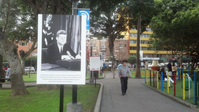 Part of the photographic exhibition that was on display in Parque John F. Kennedy at the time of my visit.