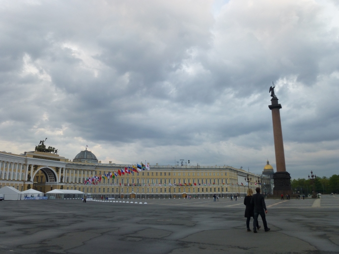 A view of Palace Square, including the Alexander Column and the façade of the Hermitage.