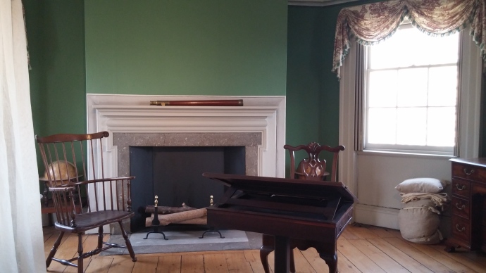 This room served as Washington's bedchamber and study when he temporarily occupied the house in 1776.