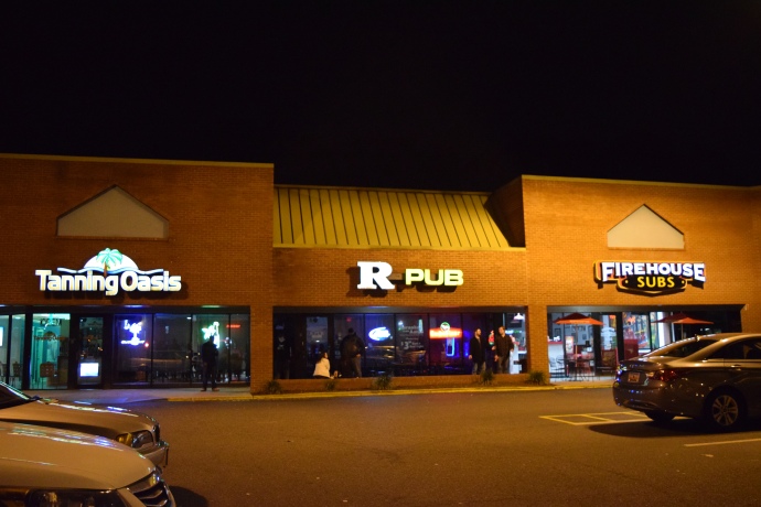The exterior of R Pub in Charleston.
