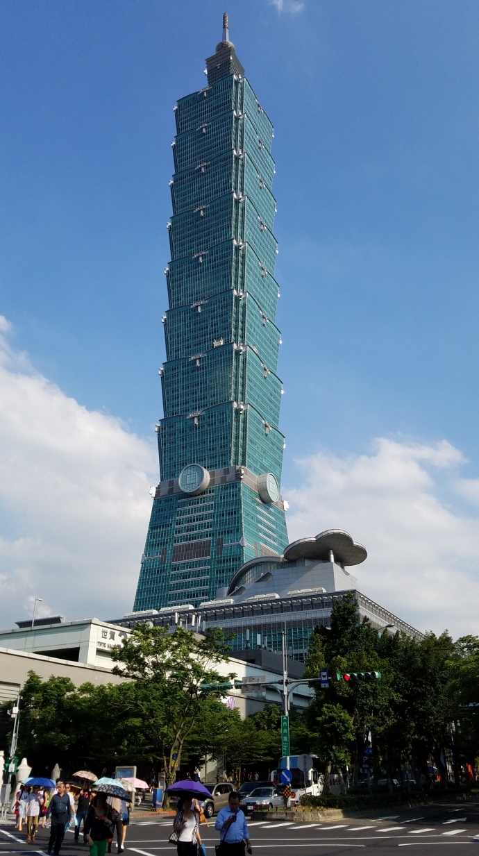 Taipei 101, viewed from street level.