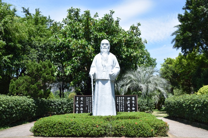 In the gardens surrounding the Sun Yat-sen Memorial is this statue of Yu Youren.